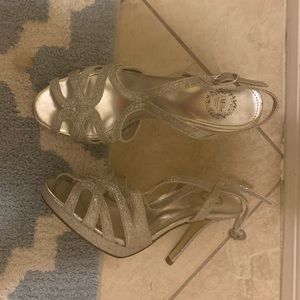 Size 7 1/2 heels silver